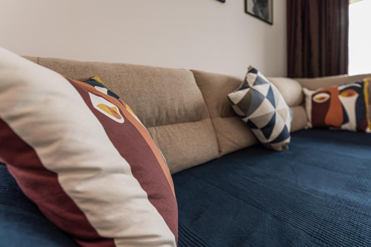 Coresi Modern Apartment ブラショフ エクステリア 写真