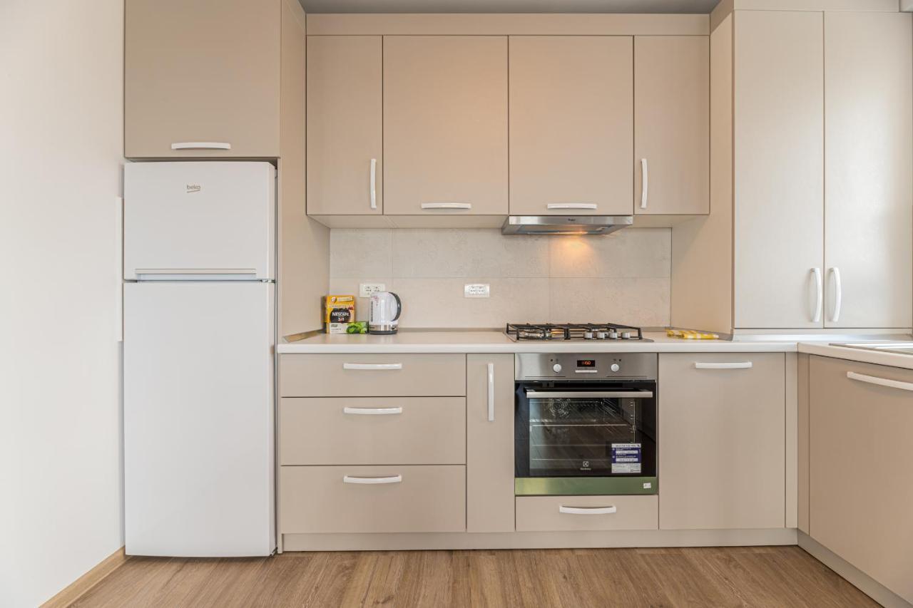 Coresi Modern Apartment ブラショフ エクステリア 写真